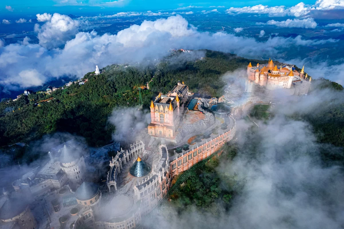 Núi Thành Travel